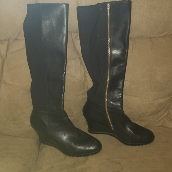 Boots - Picture 1 of 3